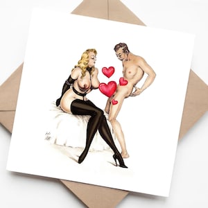 Carte d'anniversaire érotique drôle - homme dominant en lingerie noire avec des zones intimes couvertes de coeur - humour adulte impertinent pour les couples