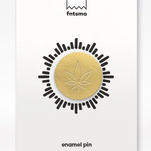 Planta Button Enamel Pin | Mini Weed Leaf Pin | Small Cannabis Accessory 420 Gift