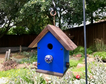 Rustic Hanging Outdoor Garden Birdhouse - Cedar Wood - Deep Blue