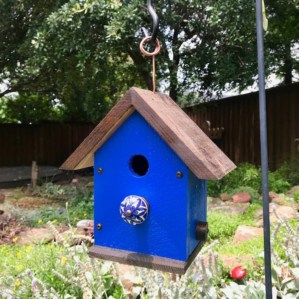 Rustic Hanging Outdoor Garden Birdhouse - Cedar Wood - Deep Blue