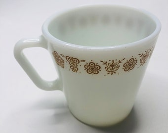 VTG 70s Pyrex Corelle Butterfly Gold 1410 Milk Glass Coffee Mug