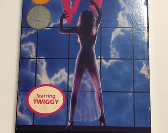 W movie Twiggy horror beta betamax vintage 1974 film rare Mod