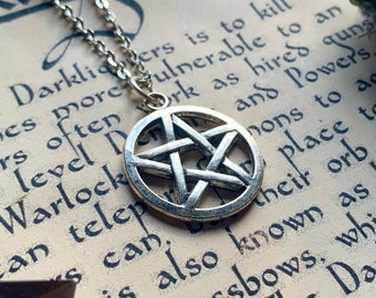 Collar de pentáculo de plata - Medallón Wicca plateado - Símbolo de la naturaleza sagrada - Pentagrama y cadena