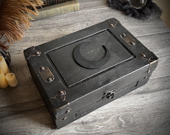 Handmade Altar Box - Crescent Moon Goddess Design - Wiccan Ritual Tarot Tabletop Shadow Box