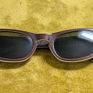 1950s-1960s Vintage Chocolate Brown Cat Eye Sunglasses