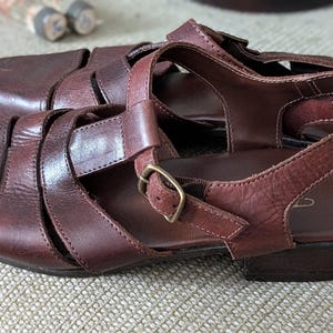 Vintage Brown Leather Chunky Heel Fall Sandal