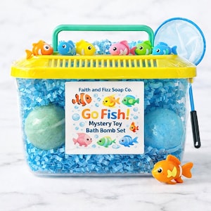 Kids Bath Bomb Fishing Set | Go Fish Mystery Toy Bath Bombs | Reusable Fish Tank Toy | Bath Game Gift | Net included| 5 pack bath bomb