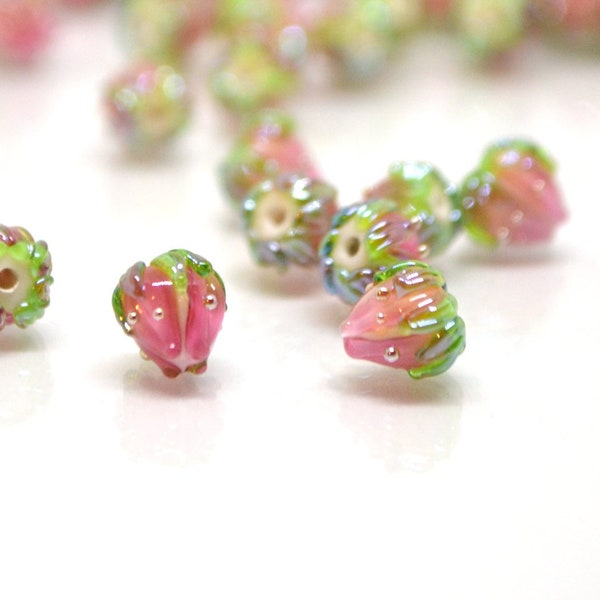 Light pink flower beads with green leaves, Tiny glass beads, 7mm flower beads, Artisan lampwork