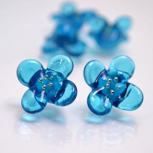 blue flower gold dots lampwork glass handmade bead petals artisan lampwork jewelry making set art of glass beads necklace earrings bracelet