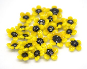 Sunflower glass beads, Very small yellow flower beads, Yellow black flower beads, Tiny sunflower beads, Lampwork sunflower beads,7mm flowers