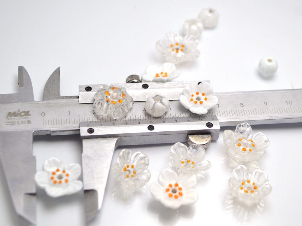✽Handmade✽Beads Flower✽麦の穂✽縁起物＆お守りとして✧*✽ Handmade Lampwork Beads Diphylleia Grayi Jewelry Making Wedding