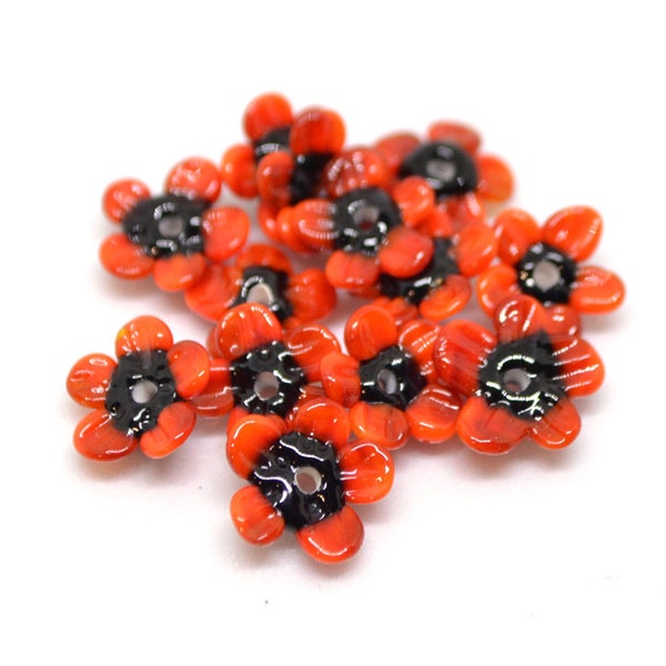 Red poppy glass beads, Very small red flower beads, Red black flower beads, Tiny red flowers, Lampwork poppy beads, 7mm flowers, poppy red