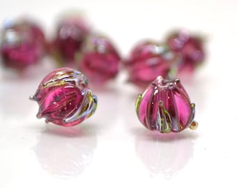 Pink Magenta flower beads, Berry floral beads, Pink yarrow glass beads, Very berry glass beads, 7mm flower beads, Artisan lampwork