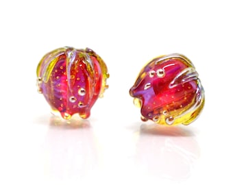 Fuchsia red gold flower beads, 10mm flower beads, Flower glass beads, Artisan Lampwork, Bright glass beads, Handmade glass art, Floral beads
