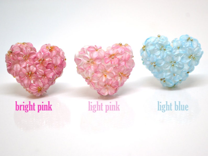 heart flower pendant glass heart pendant set of beads romantic jewelry making 3 heart pendant 3 sisters necklace floral art glass pendant image 2