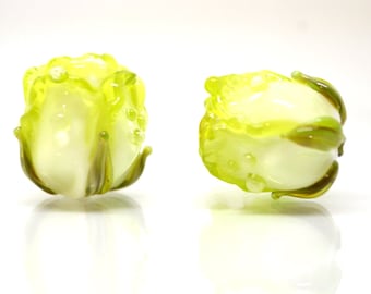 Green yellow rose bud beads, Lampwork rose beads, Salad green beads, Verdant Artisan lampwork, Floral Lampwork,Glass flower jewelry,Handmade