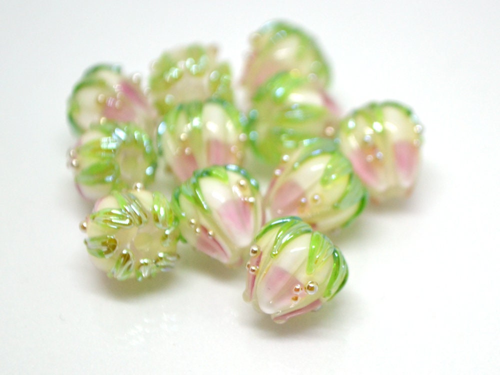 Pink milk glass beads 10mm flower beads Two tone beads Etsy