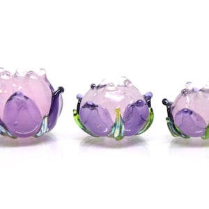 Lavender pink flower beads, Lampwork floral beads, Amethyst flower beads, Lilac glass beads, Purple flower beads, Beads for earrings