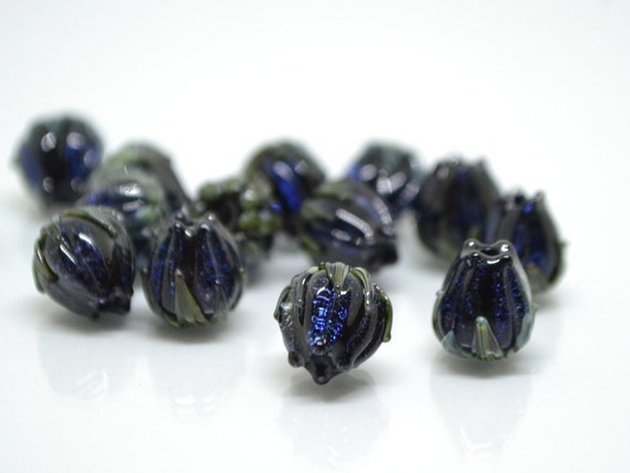 Black Flower Beads With Blue Sparkle Dust And Green Leaves Etsy