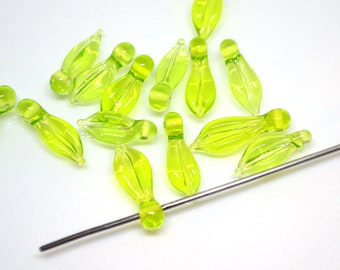 Feuilles vertes au chalumeau, Perles en verre, Perles en feuille percées par le haut, Bijoux DIY, Breloque feuille de verre, Lampadaire floral vert clair