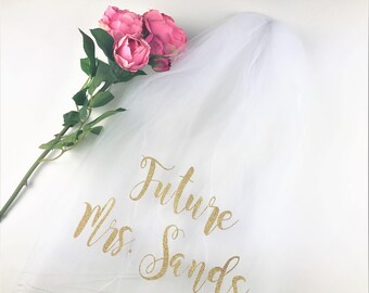 Personalized Veil, Bachelorette Veil, Bride to Be Veil, Future Mrs Veil, Bachelorette Party Veil, Bachelorette Veil, Style M