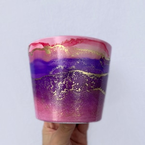 Hand Painted Plant Pot with Drainage Hole, Terracotta Pot, Light Pink, Peach and Gold, Fluid Art Pot Planter, Indoor Pot, Colourful, Marble