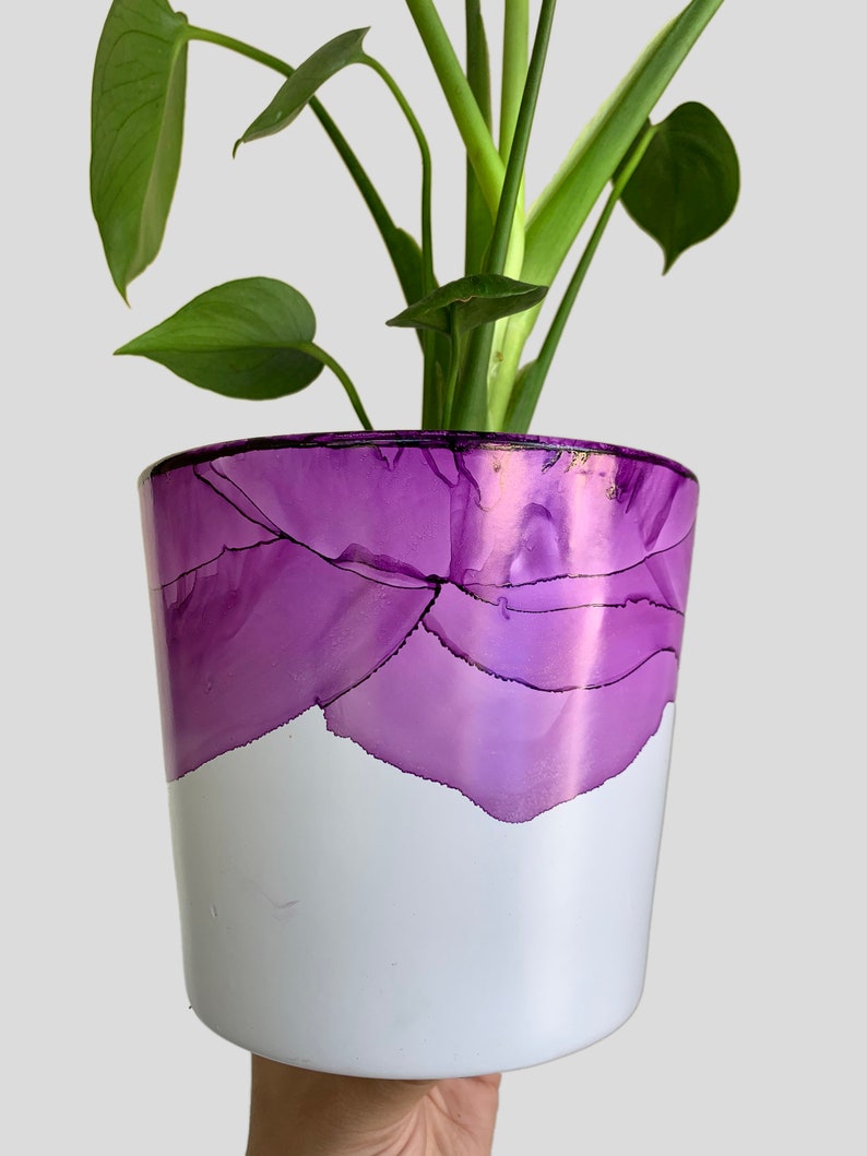 Hand Painted Plant Pot with Drainage Hole, Ceramic, Purple and White, Modern Fluid Art Pot Planter, Indoor Pot, Colourful Planter, Violet image 3