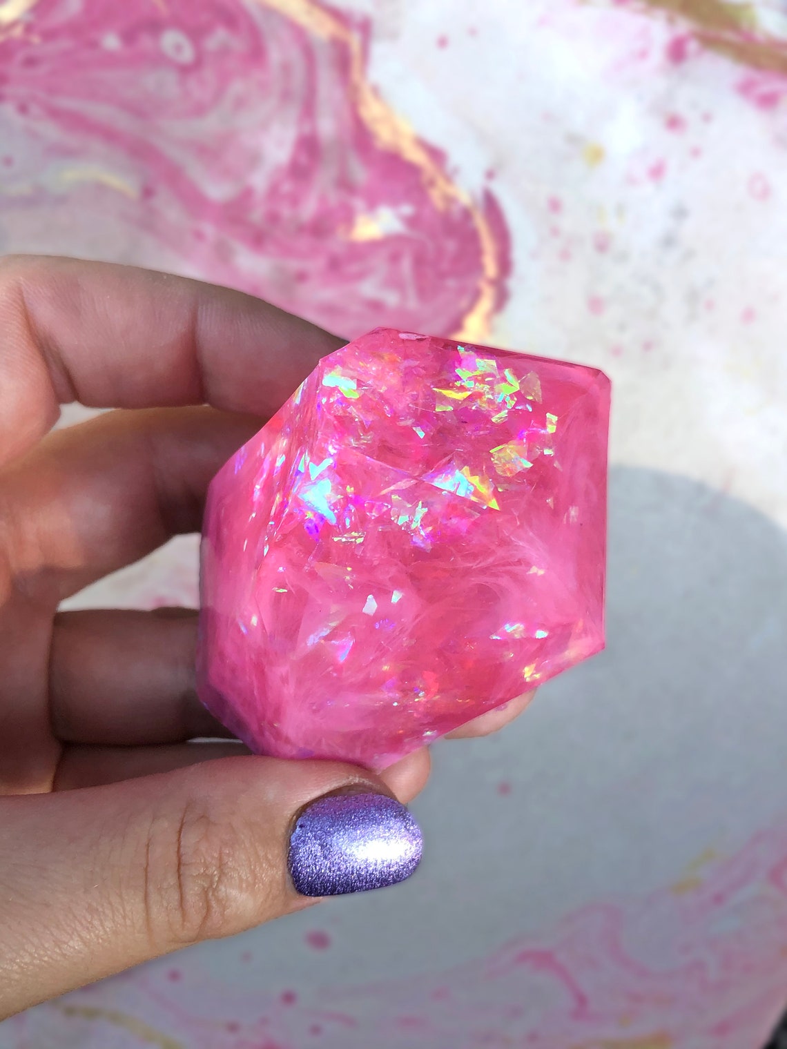 Cristal de resina holográfica rosa peso de papel hecho a mano | Etsy