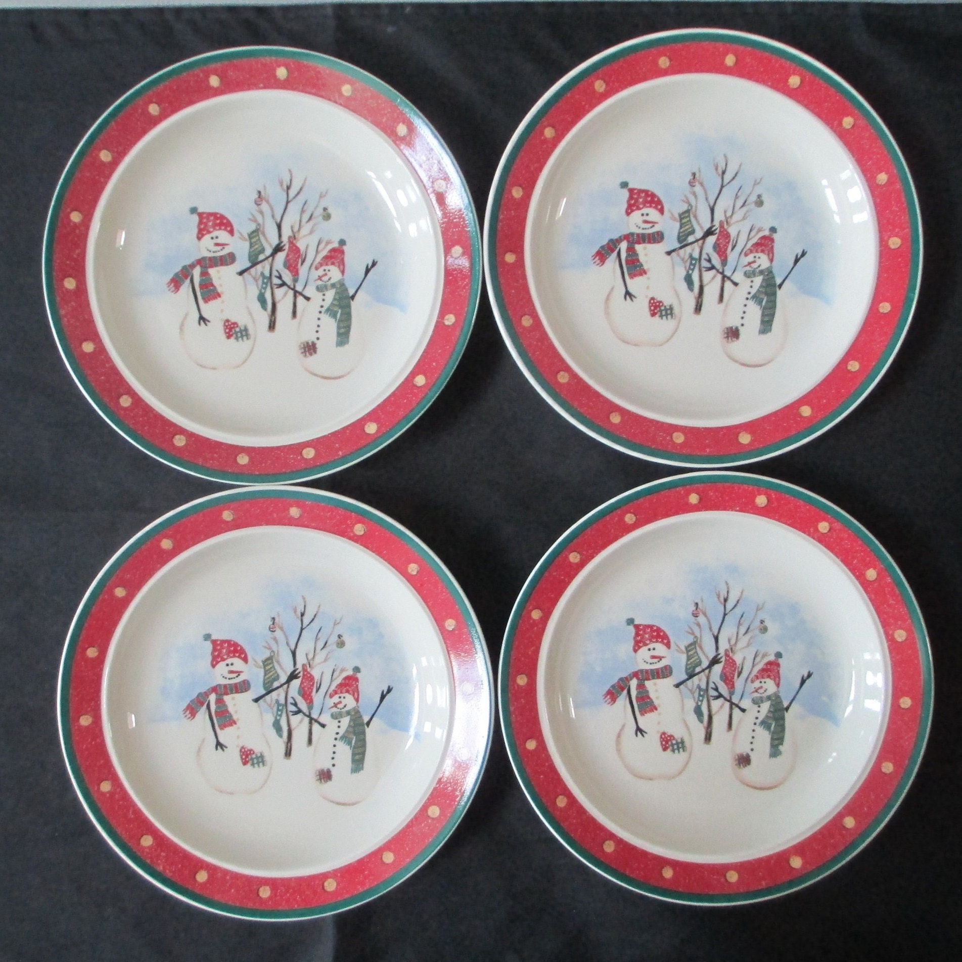 We can build a snowman christmas dishes