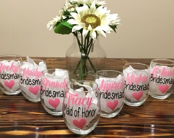 Bridesmaid wine glass. Bridesmaid wine glasses. Wine glass for bridesmaid. Bridesmaid glasses. Gift for bridesmaid. Bridesmaid ask gift.