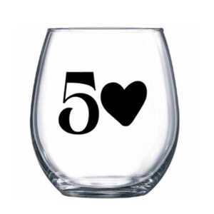 50th wine glass. 50th birthday wine glass. 50th birthday gift. 50 wine glass. 50 and fabulous wine glass. 50 gift. Gift for 50th birthday.