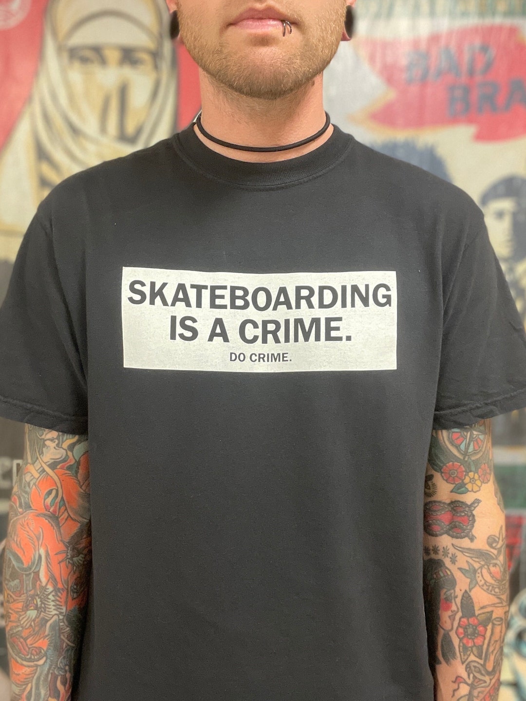トップス SANTACRUZSKATEBOARDING IS NOT A CRIMETee Vintage Santa Cruz Shirt NHS Skateboarding Is Not A Crime Sz L USA