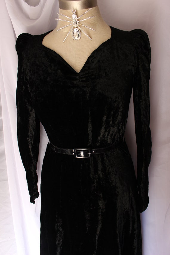 Vintage 1940s Black Velvet Dress | Vampira - image 2