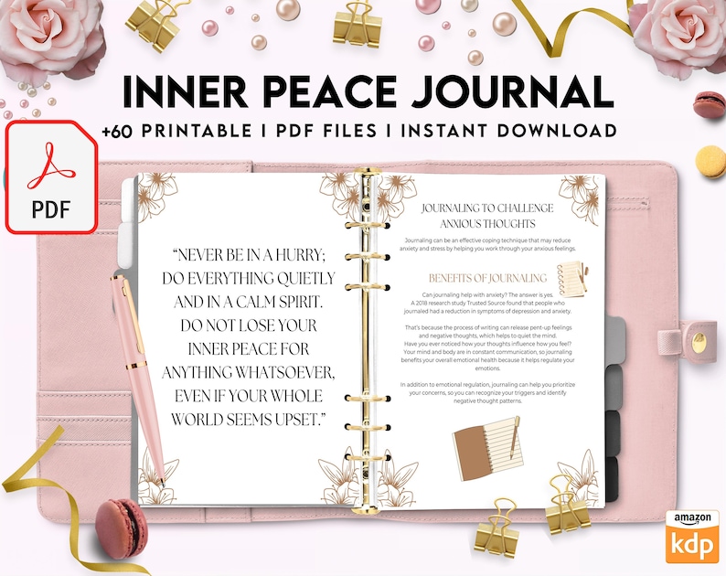 Pode incluir: Um di&aacute;rio imprim&iacute;vel rosa e dourado com o t&iacute;tulo "Inner Peace Journal" e a cita&ccedil;&atilde;o "Nunca tenha pressa; fa&ccedil;a tudo calmamente e com um esp&iacute;rito tranquilo. N&atilde;o perca sua paz interior por nada, mesmo que o mundo inteiro pare&ccedil;a estar de cabe&ccedil;a para baixo."