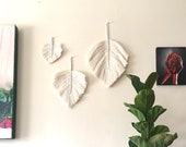 Modern Macrame Feather Wall Hanging, Macrame Leaf, Modern Bohemian Home Decor, Modern Macrame Wall Hanging SET OF THREE