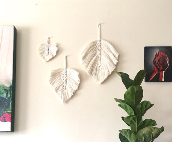 Modern Macrame Feather Wall Hanging, Macrame Leaf, Modern Bohemian Home Decor, Modern Macrame Wall Hanging SET OF THREE