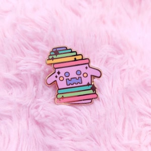 Clatteroid Gyroid ACNH Enamel Pin