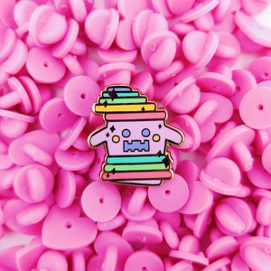 Clatteroid Gyroid ACNH Enamel Pin image 3