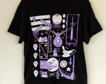 Camiseta negra con estampado de Soul Eater, nostalgia del anime, cosplay alternativo y moda