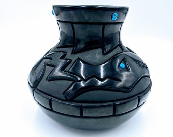 Santa Clara Pueblo Pottery by Phyllis & Marlin Hemlock