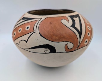 Antique Tohono O’odham Polychrome Pottery Jar