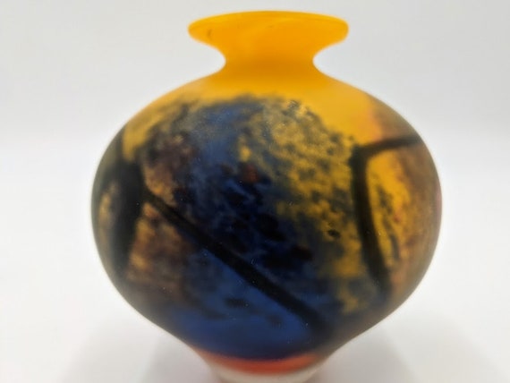 Loan Nemtoi Art Glass W/handles. - Etsy