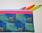Biene Federmäppchen, Make-up-Tasche. Hummel. Handgenähte... Komplett gefüttert. Neon Quaste