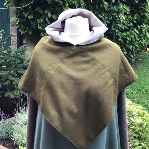 Viking hood, Skjoldnhamn hood, Norse hood, Medieval hood, 11th century reenactment, hand sewn hood in khaki green wool.