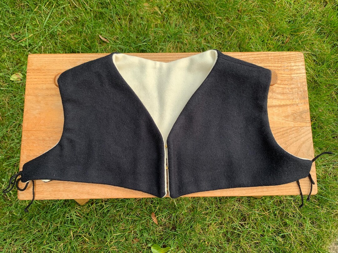 16th Century Collarless Partlet, Elizabethan Black Partlet, Hand Sewn ...
