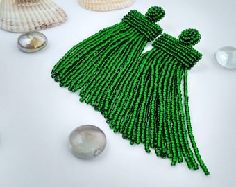 Green beaded tassel earrings Long dangle earrings Waterfall statement earrings Oscar de la Renta Big fringe earrings Dangle drop earrings