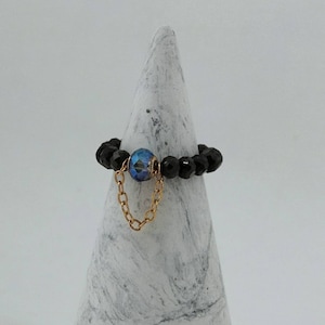 Stretch beaded ring Black blue ring with chain Elastic crystal ring Dainty beaded ring