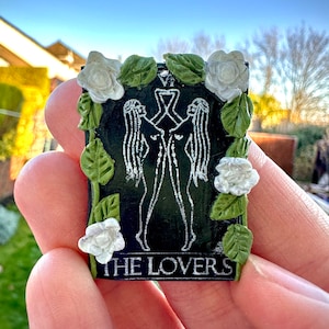 Orecchini Celestial Tarot Floreali, Collana, Portachiavi - gioielli in argilla leggera