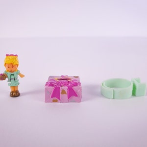 Polly pocket vintage Ring pretty present 1993, polly's birthday surprise, toys of the 90s, collector toys, collectibles, polly pocket ring