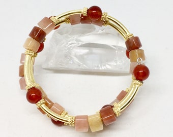 Carnelian agate gold wrap bracelet, orange stone memory wire jewelry, chunky stretch gemstone bracelet